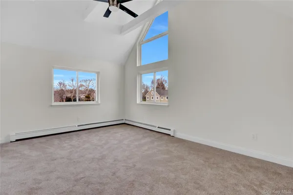 $629,900 | 7 Roan Lane, Riverhead, NY 11901