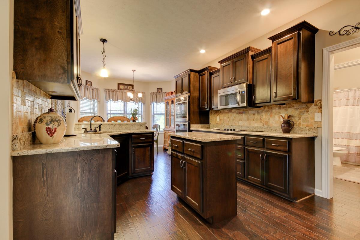 1587 Chapel Ridge Road Clarksville, TN 37040 - Photo 11 of 30 Gallery Image 11