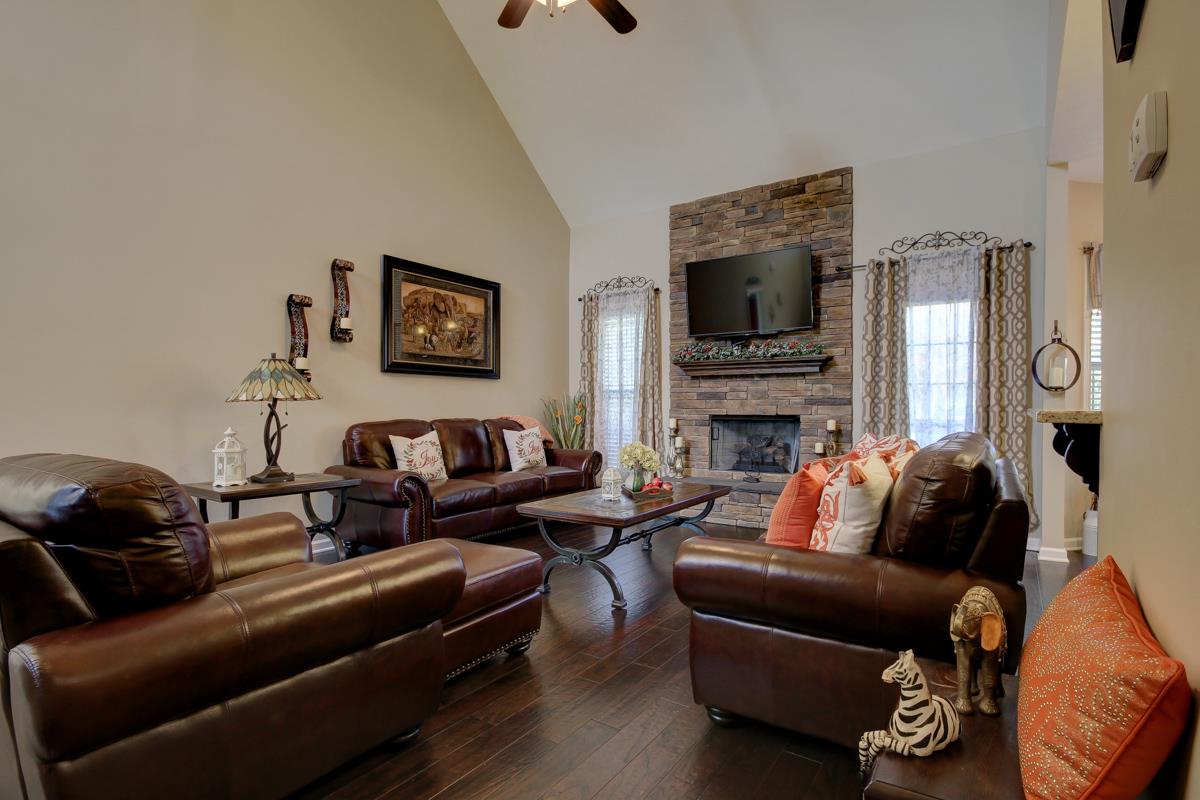 1587 Chapel Ridge Road Clarksville, TN 37040 - Photo 8 of 30 Gallery Image 8