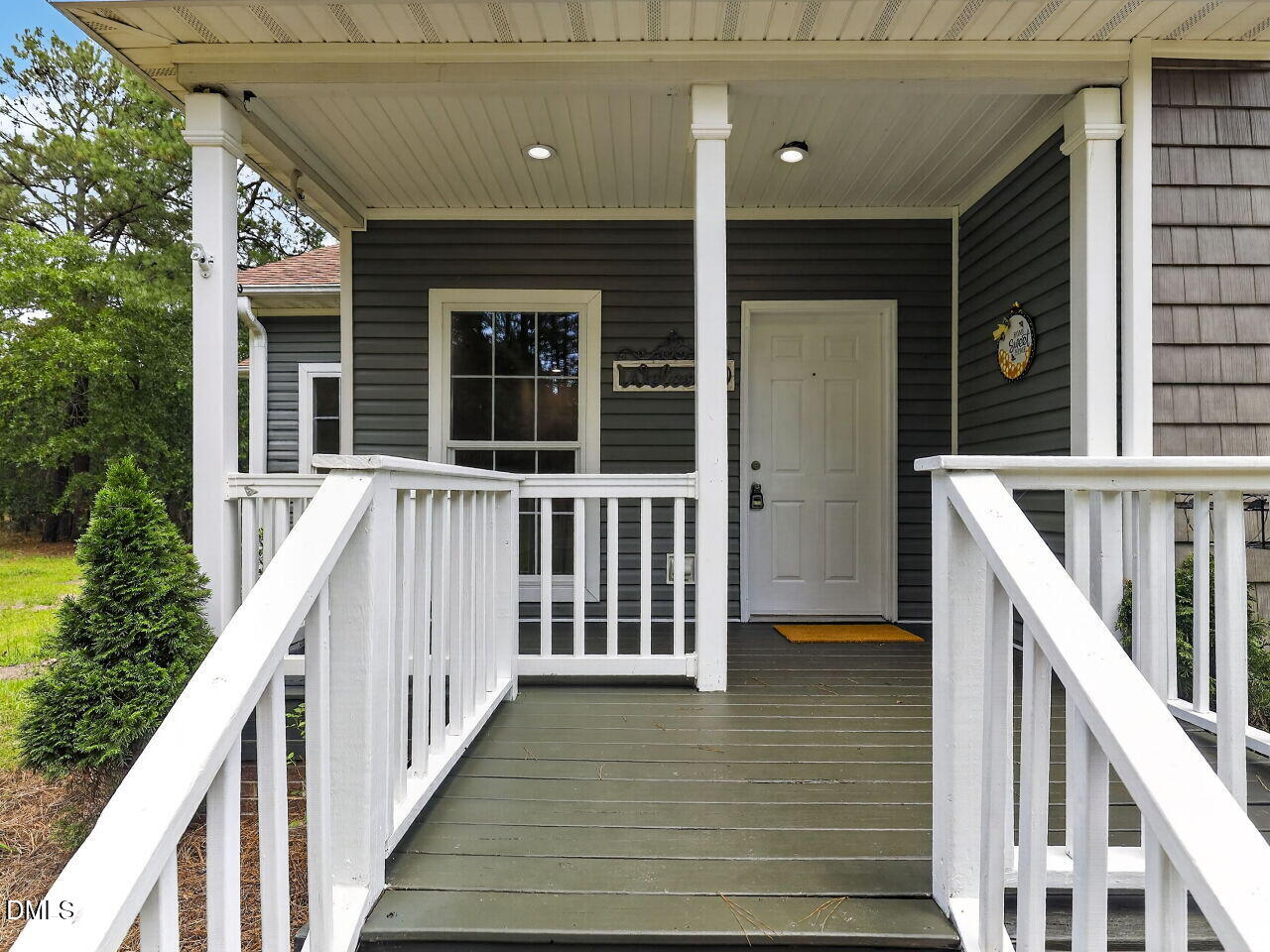 1030 Stubby Oaks Road Aberdeen, NC 28315 - Photo 2 of 43 004-1280x960-front-porch