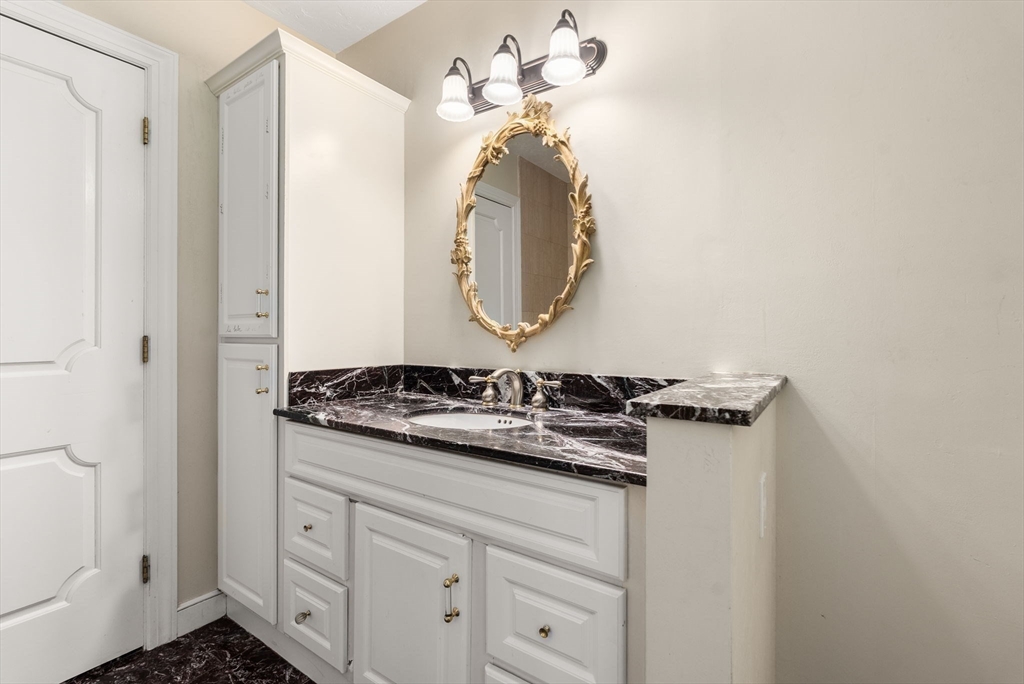 11 Fox Run Road Dover, MA 02030 - Photo 28 of 28