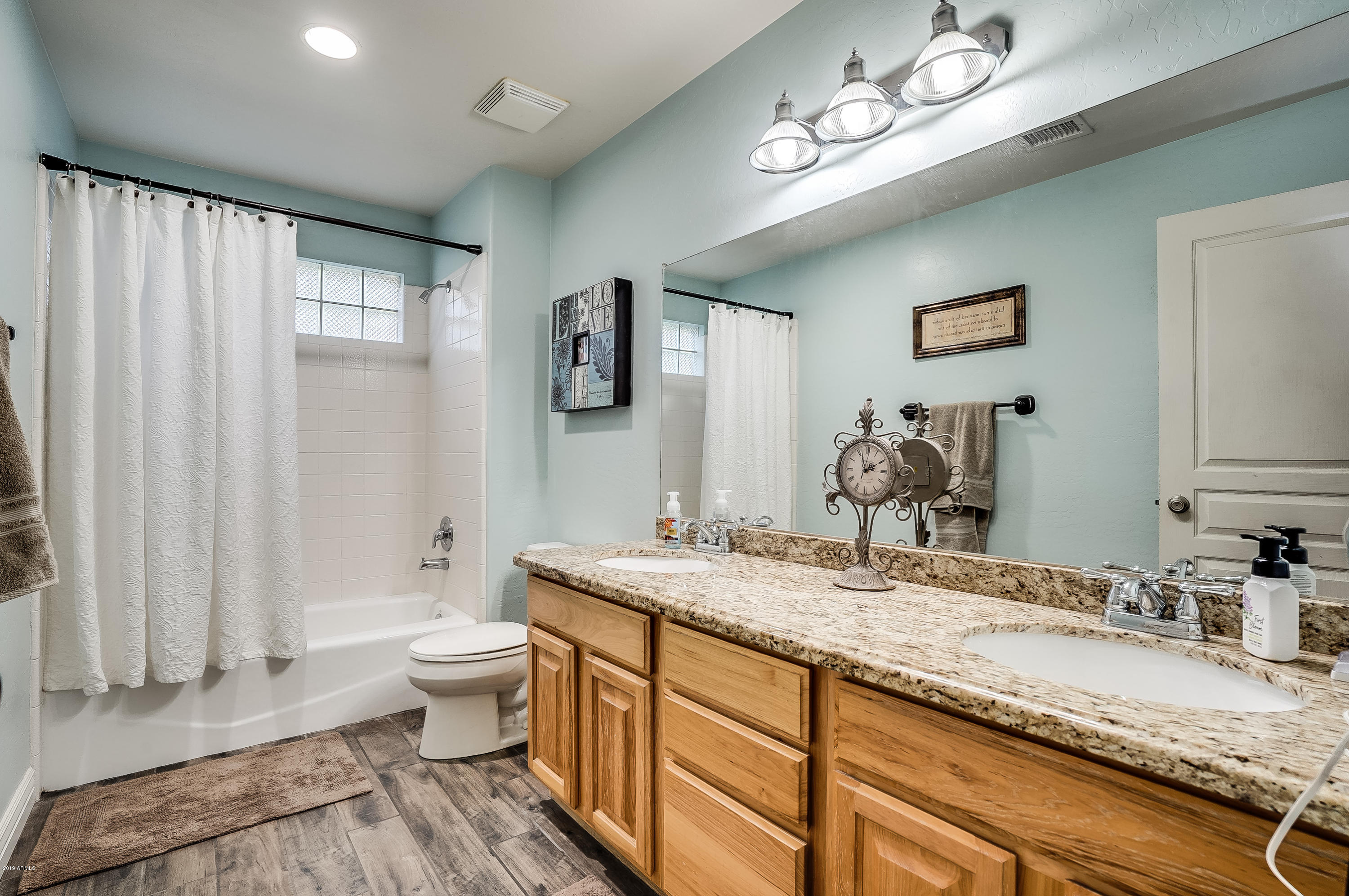 2336 East Willis Road Gilbert, AZ 85297 - Photo 23 of 76 Willis-26