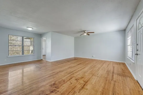 $1,095 | 7 Pershing Drive, Unit A, Denison, TX 75020