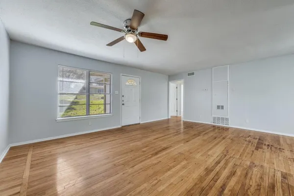 $1,095 | 7 Pershing Drive, Unit A, Denison, TX 75020