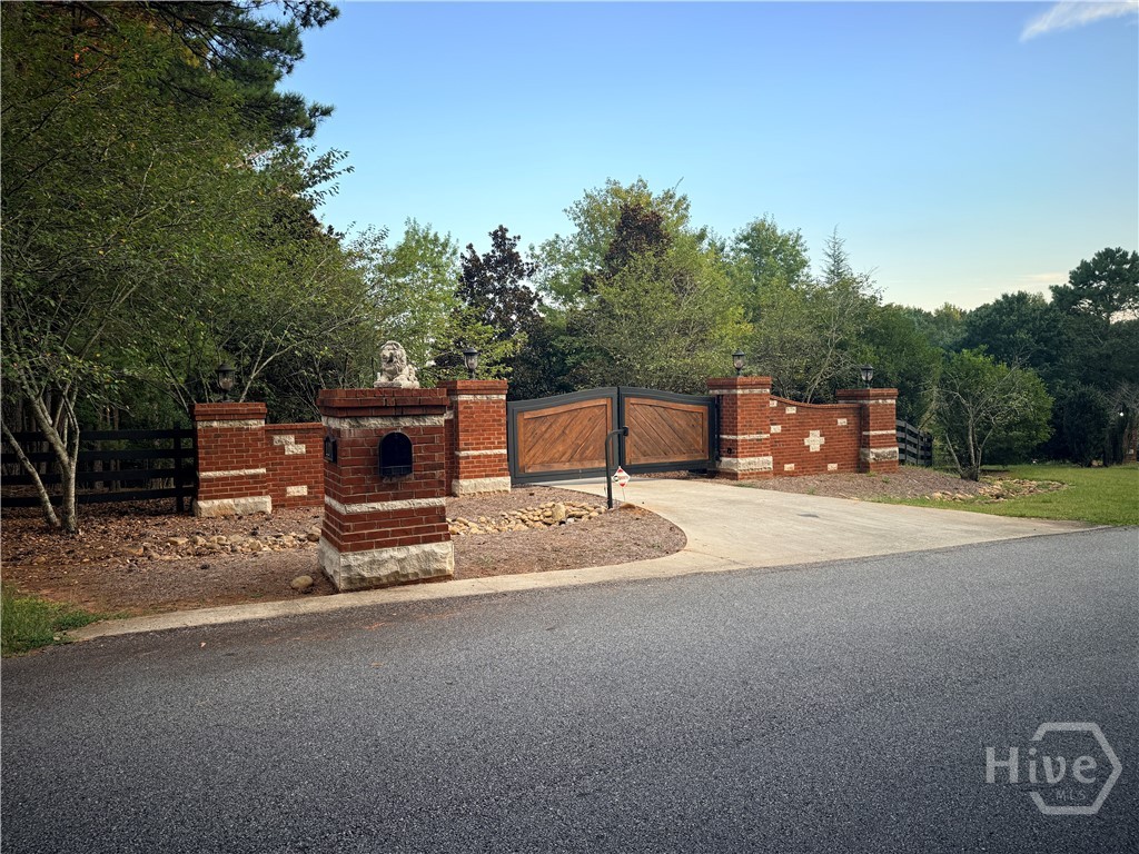 1171 River Run Bishop, GA 30621 - Photo 2 of 71 Gallery Image 2
