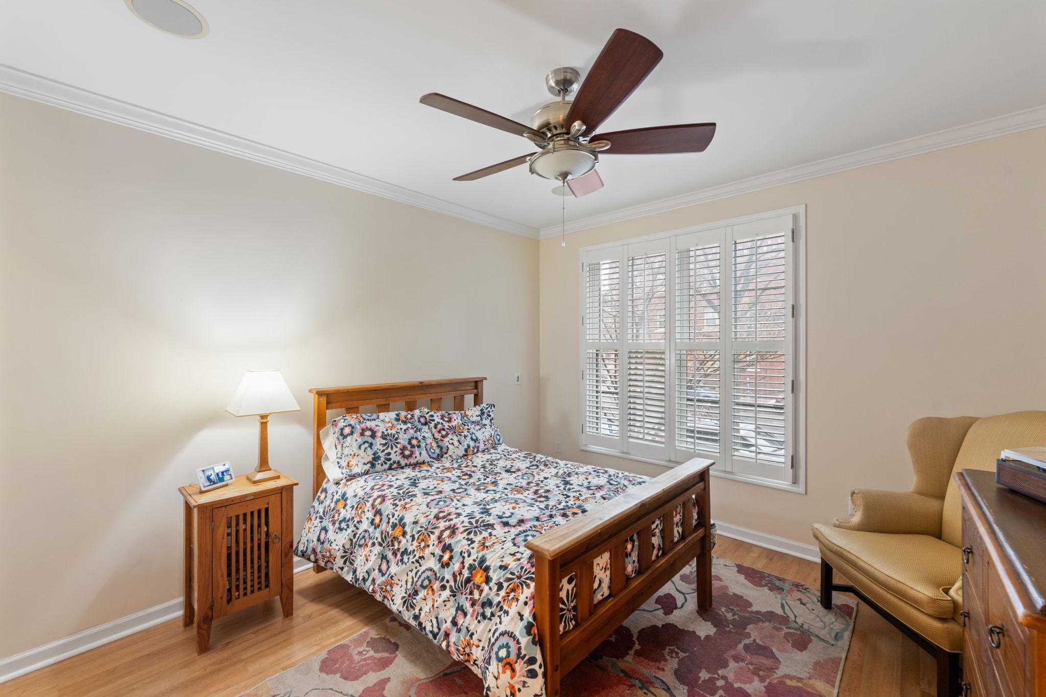 1008 Portland Avenue Minneapolis, MN 55404 - Photo 16 of 56