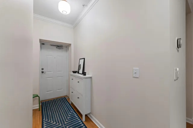 $3,295 | 1008 Portland Avenue, Minneapolis, MN 55404