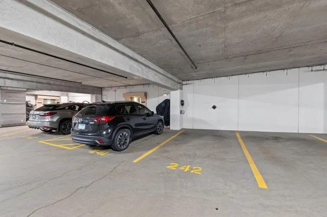 $3,295 | 1008 Portland Avenue, Minneapolis, MN 55404