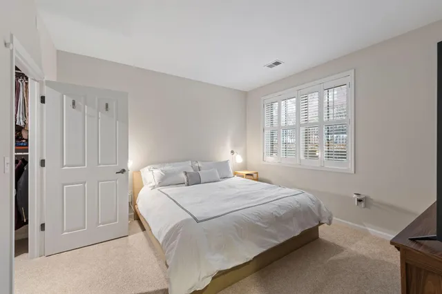 $3,295 | 1008 Portland Avenue, Minneapolis, MN 55404