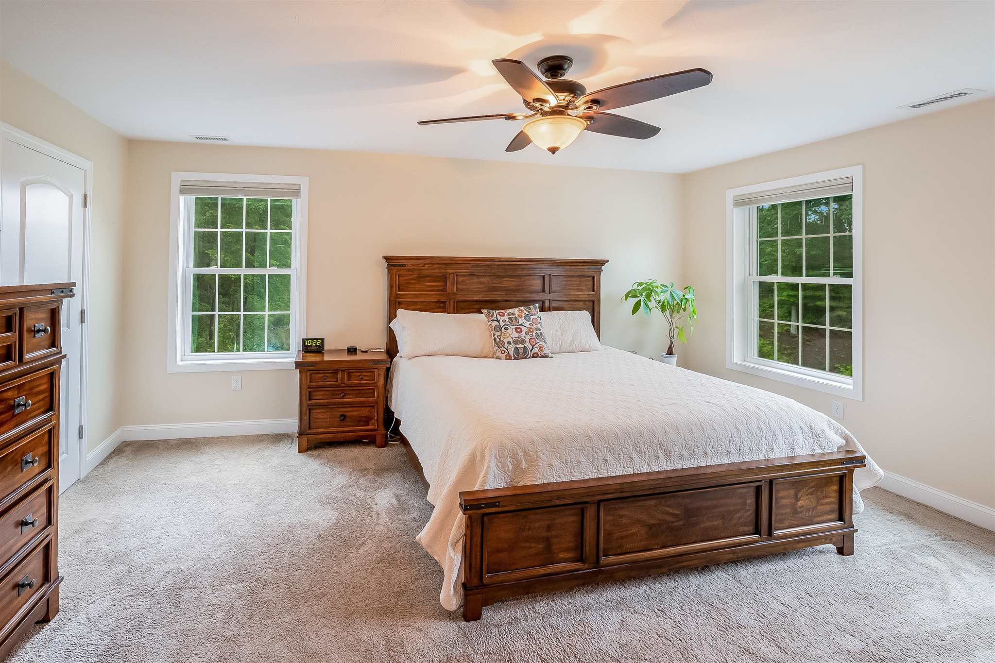 7 Mallard Road Windham, NH 03087 - Photo 12 of 40 Gallery Image 12