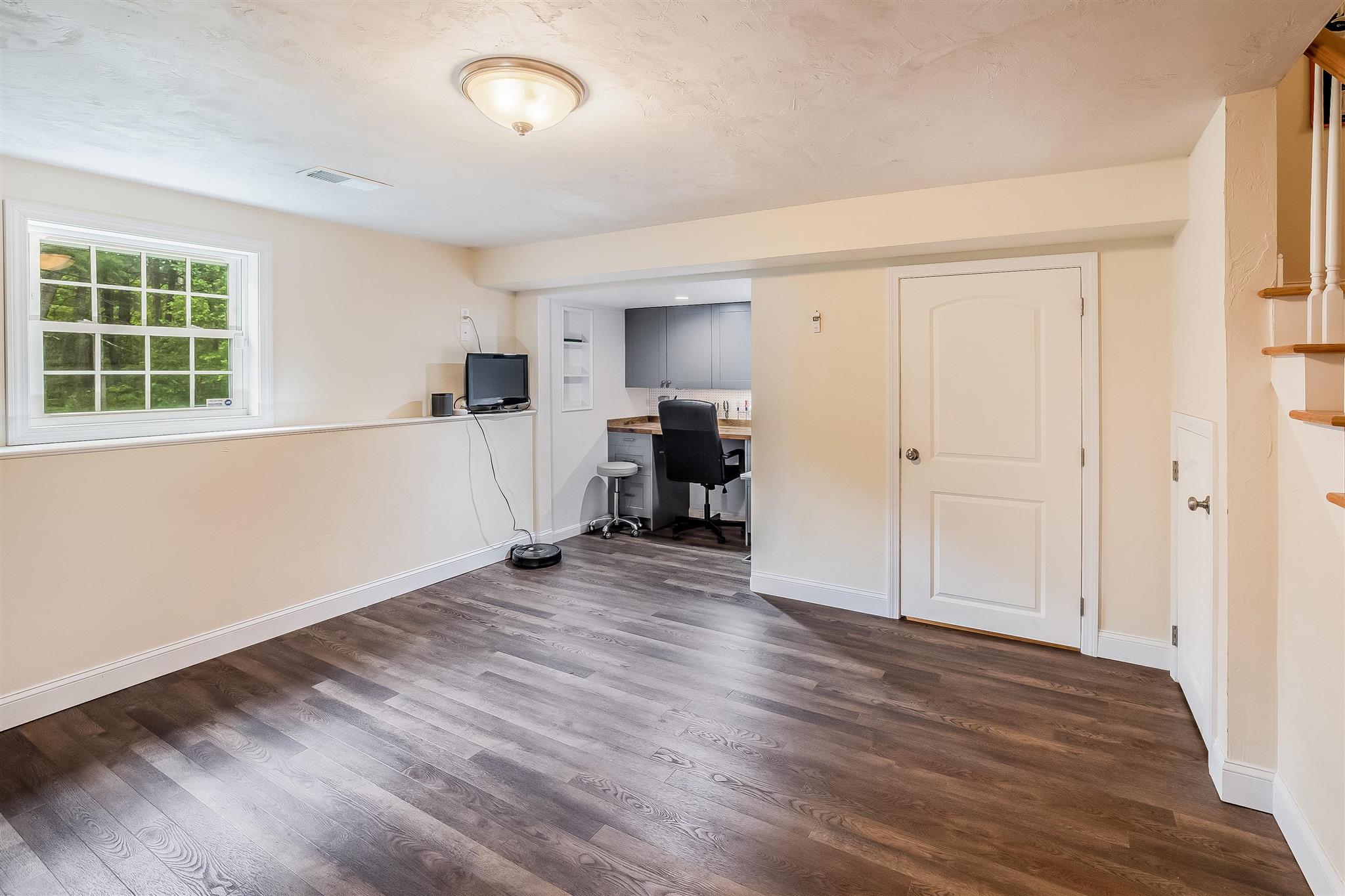 7 Mallard Road Windham, NH 03087 - Photo 20 of 40 Gallery Image 20