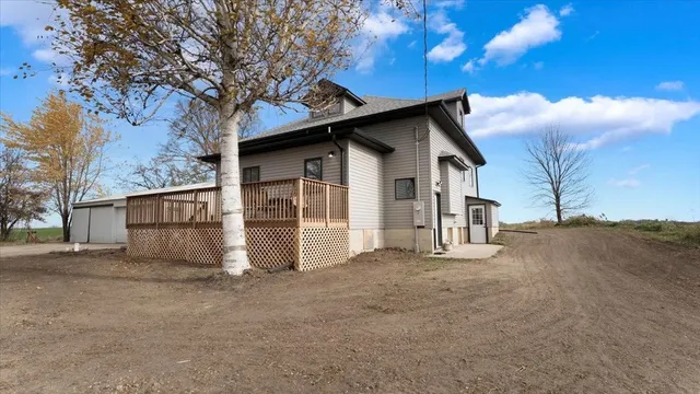 $365,000 | 38502 County State Aid Highway 30, Eden Valley, MN 55329