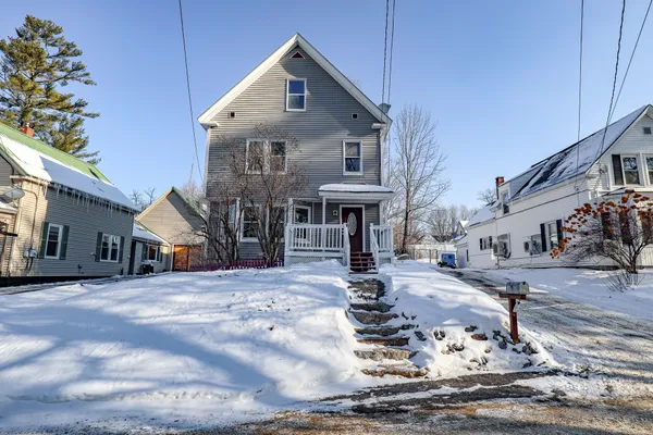 $209,900 | 5 Front Street, Mexico, ME 04257