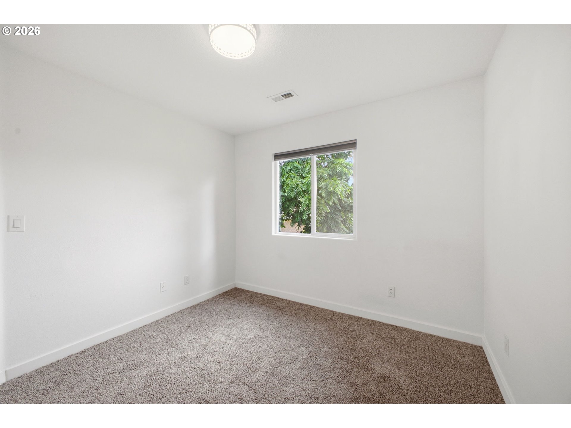 17156 Northeast Flanders Way Portland, OR 97230 - Photo 31 of 38