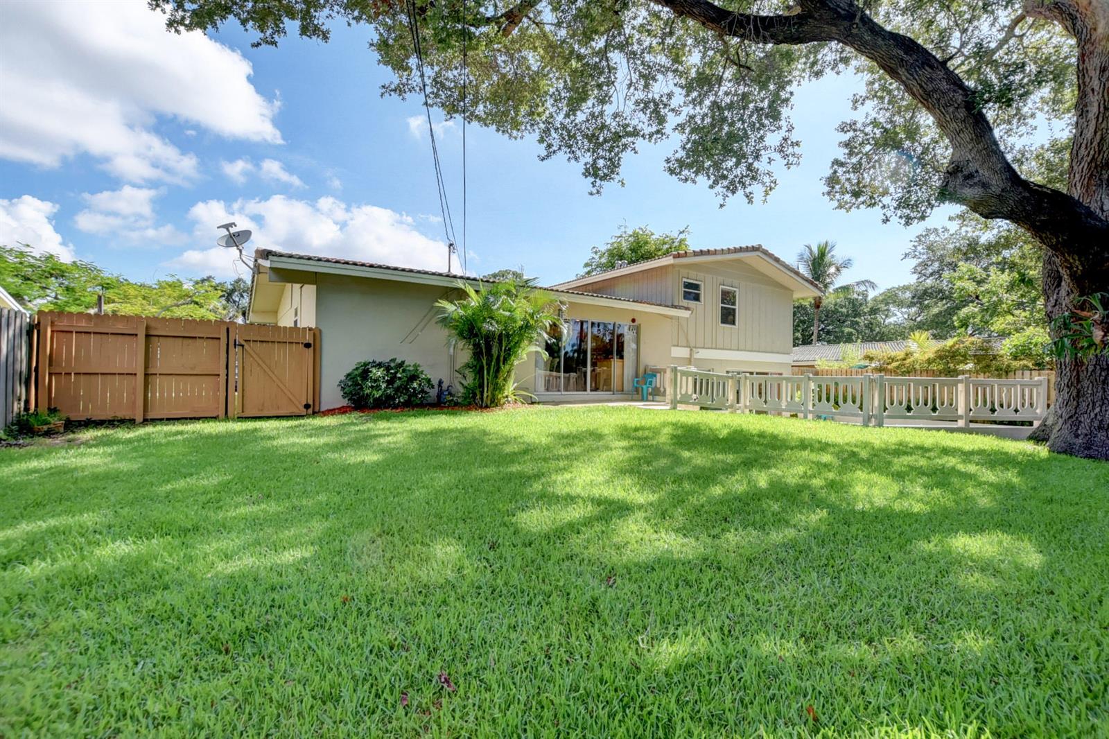 1144 Southwest 4th Street Boca Raton, FL 33486 - Photo 35 of 42 37_ebf_8043and4more