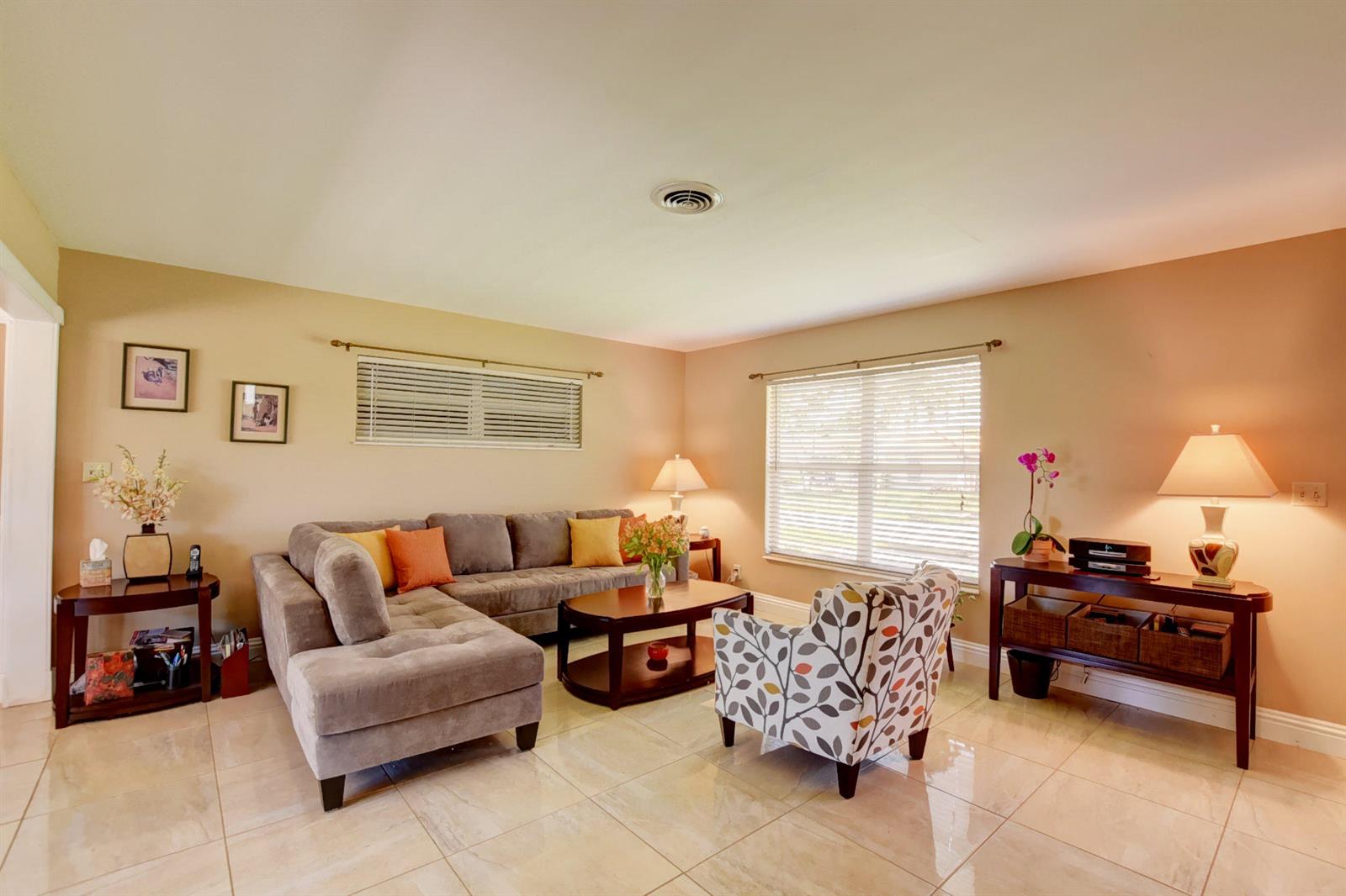 1144 Southwest 4th Street Boca Raton, FL 33486 - Photo 6 of 42 19_ebf_7953and4more