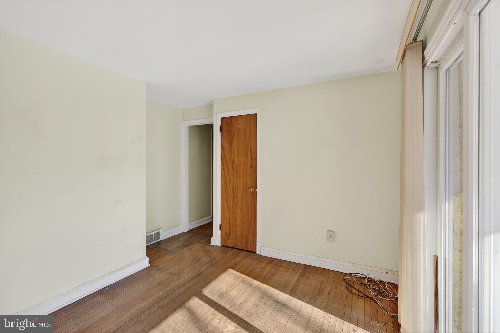 2016 North Trooper Road Norristown, PA 19403 - Photo 24 of 53 Bright and airy space ready for your vision.