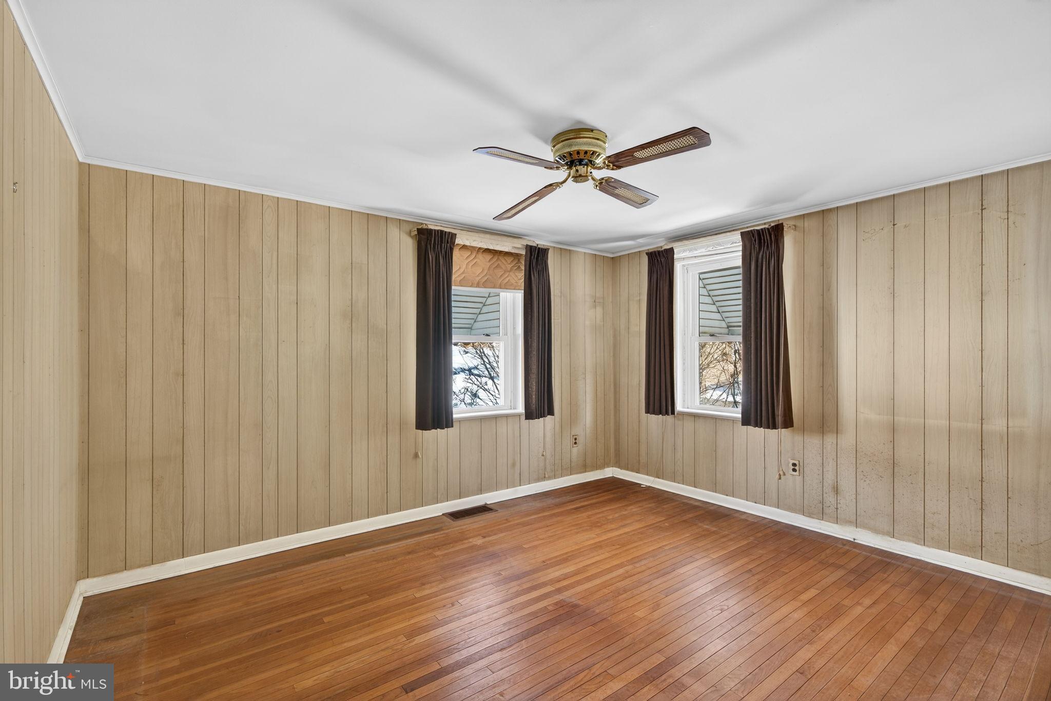 2016 North Trooper Road Norristown, PA 19403 - Photo 25 of 53 Spacious room with natural light and charm.