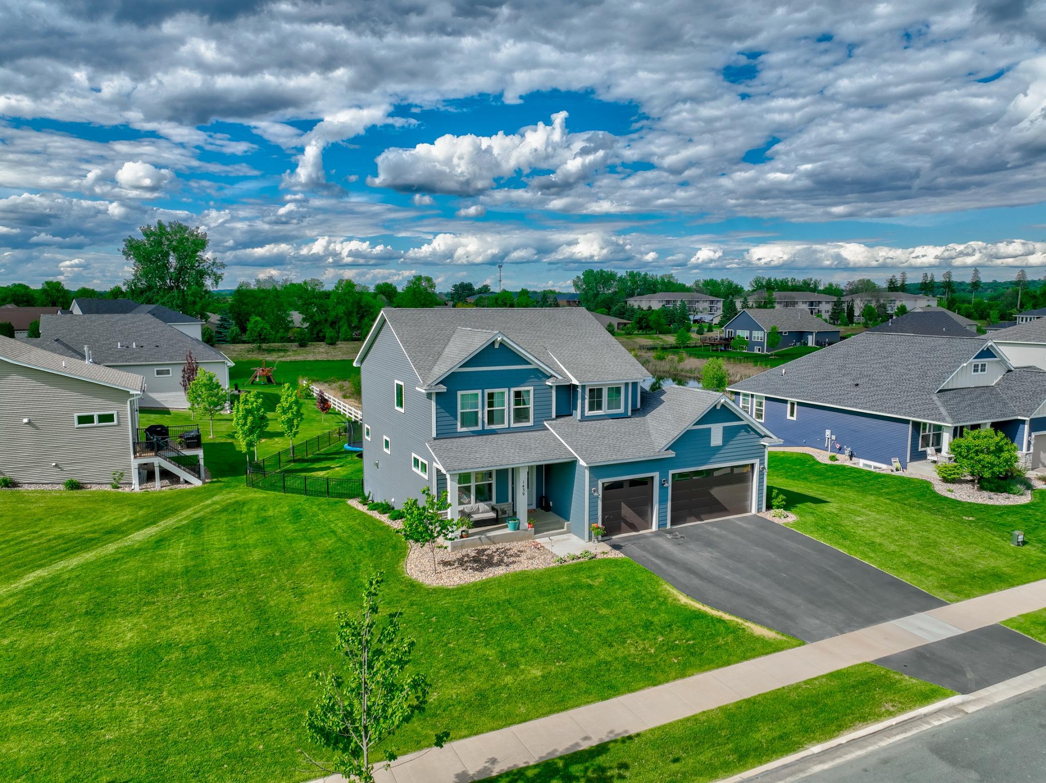 1439 Lee Circle Hudson, WI 54016 - Photo 14 of 17