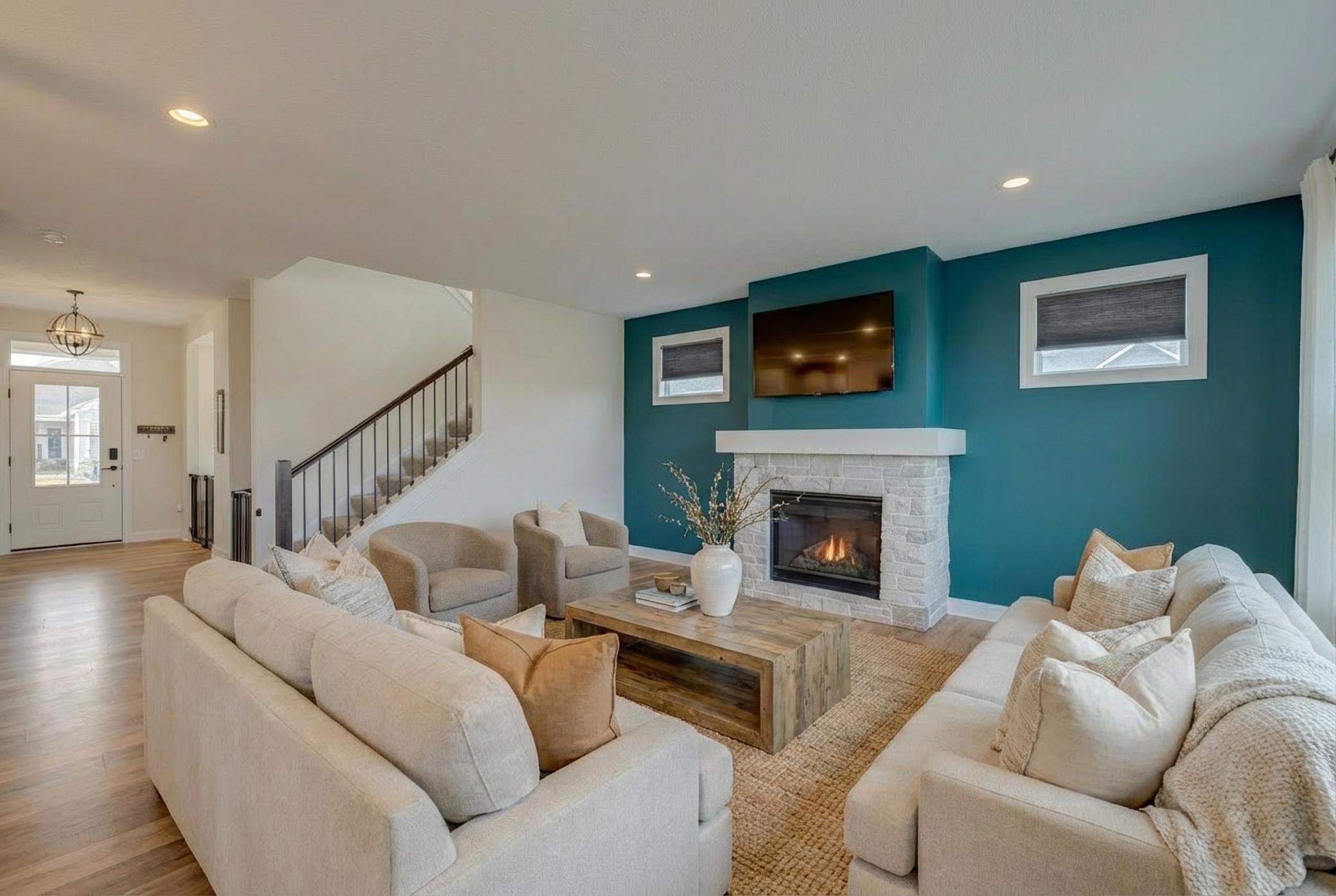 1439 Lee Circle Hudson, WI 54016 - Photo 4 of 17