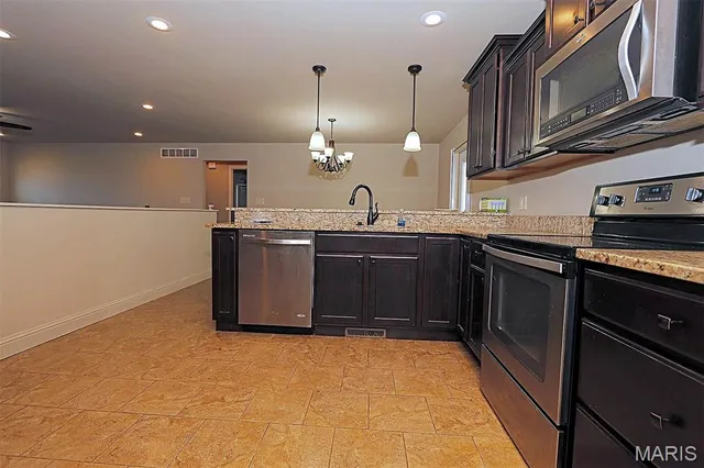 $335,000 | 1633 Challenger Court, Jackson, MO 63755