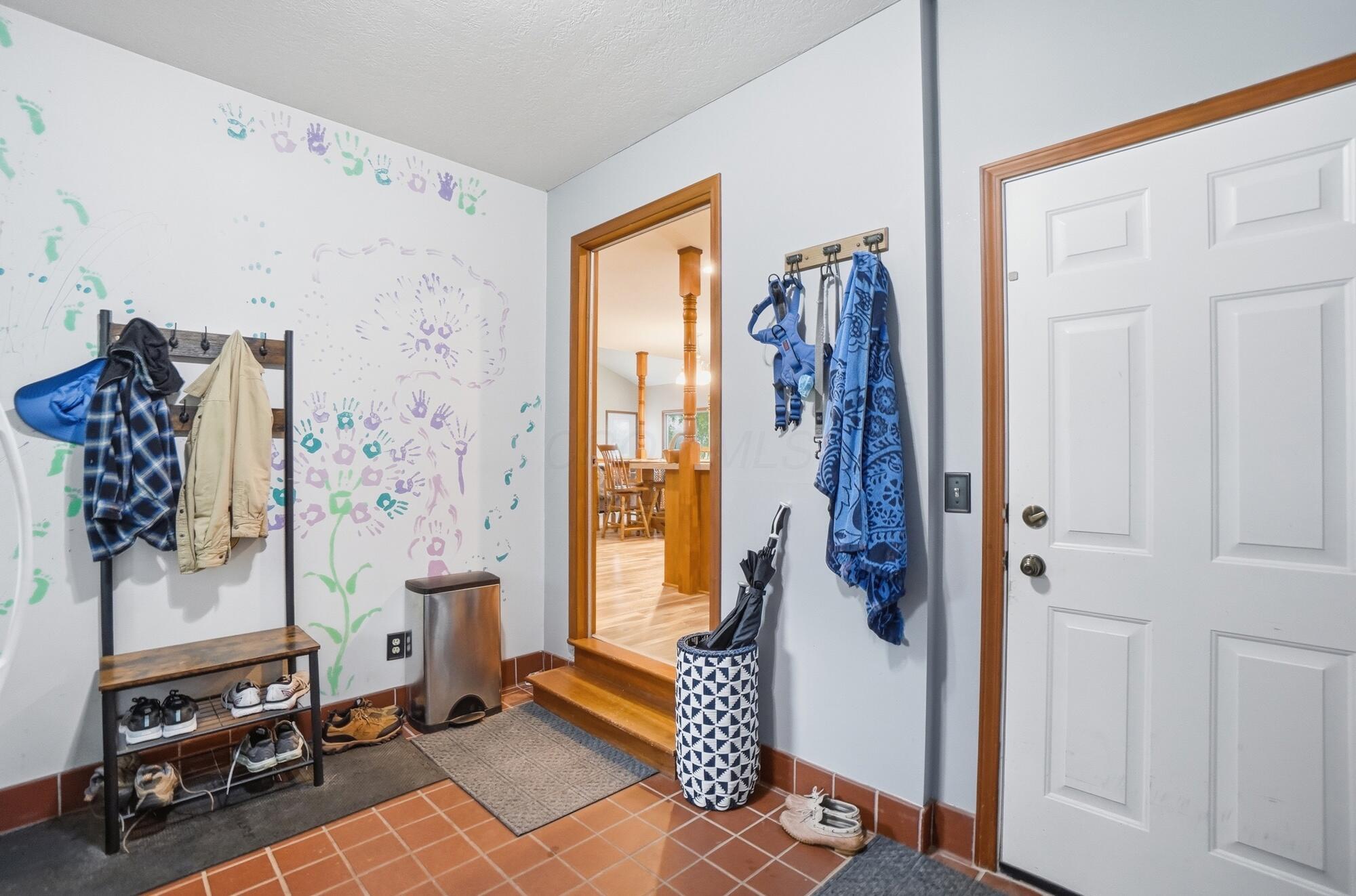 5105 Goodson Road West Jefferson, OH 43162 - Photo 29 of 61 Mud rm