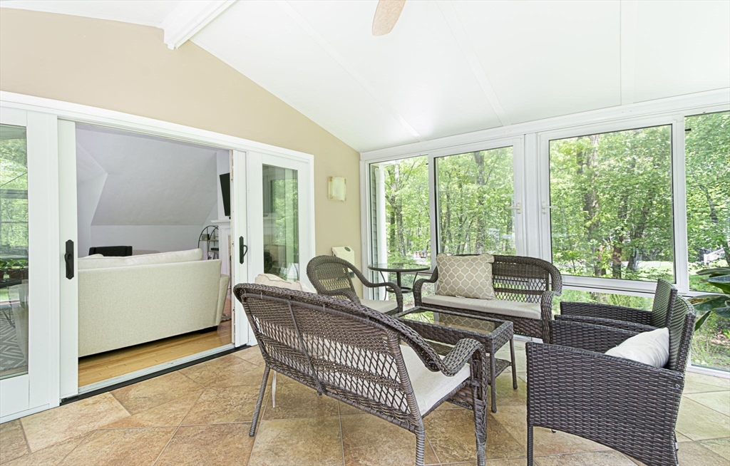 8 Upton Street Dunstable, MA 01827 - Photo 23 of 39
