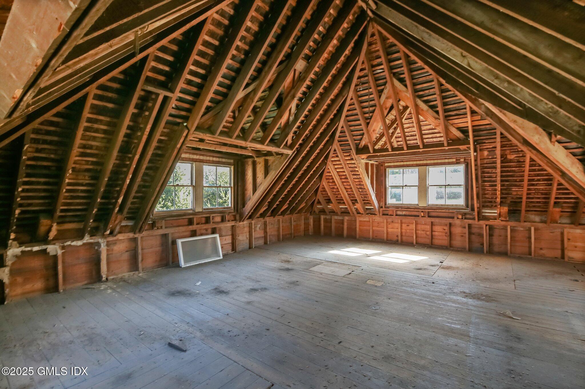 26 Glen Avon Drive Riverside, CT 06878 - Photo 52 of 59 Carriage house 2nd flr
