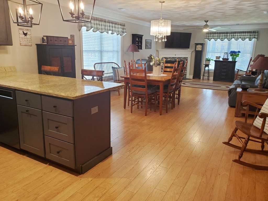 30 Rivers Edge Drive, Unit 30 Coventry, RI 02816 - Photo 6 of 26 Gallery Image 6