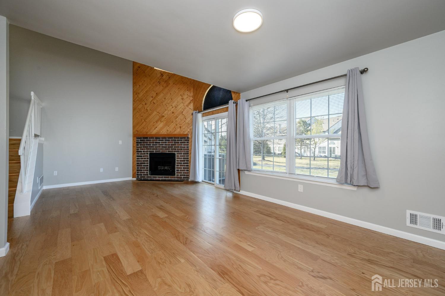 131 Nebula Road Piscataway, NJ 08854 - Photo 12 of 36 Gallery Image 12