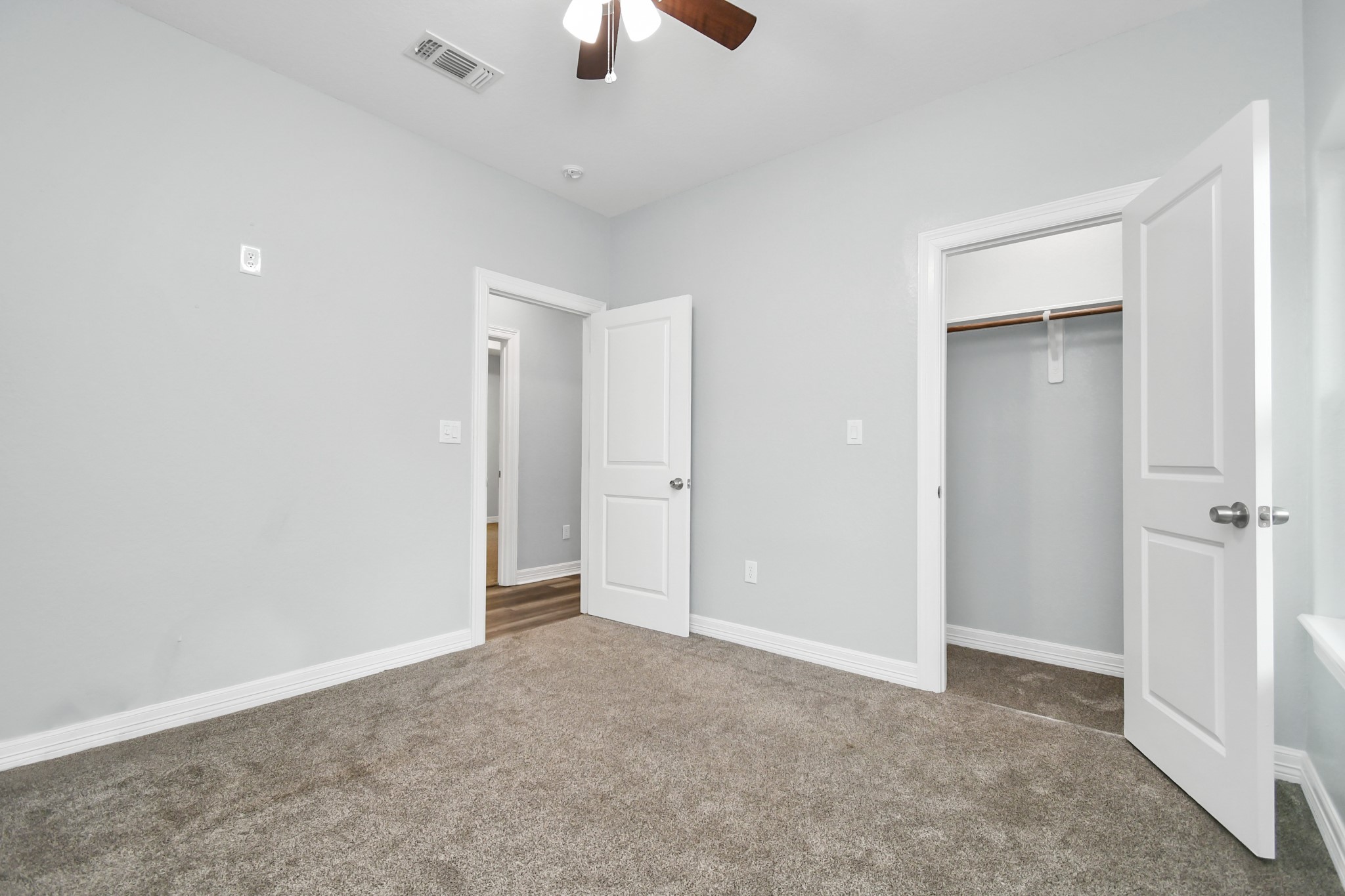 701 South Morgan Street Angleton, TX 77515 - Photo 21 of 31