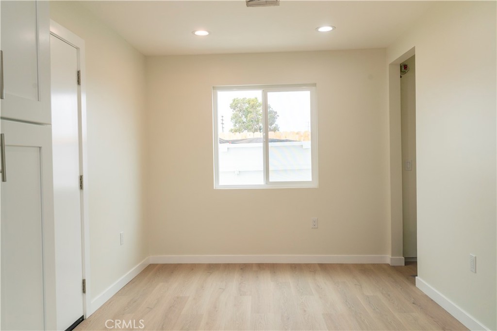 9426 Indiana Avenue Riverside, CA 92503 - Photo 8 of 26 Dinning Area