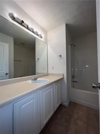 $2,600 | 324 White Oak Way, Canton, GA 30114