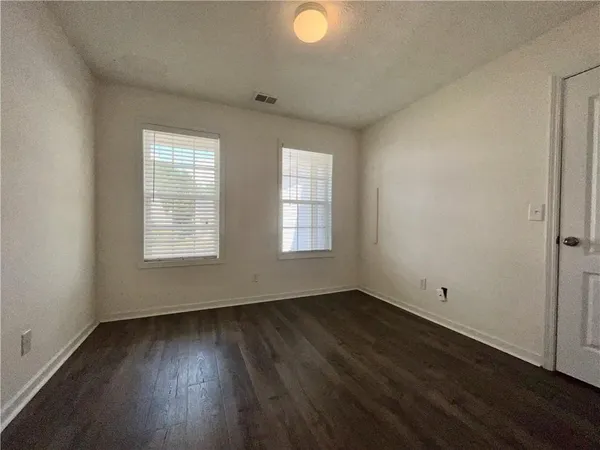 $2,600 | 324 White Oak Way, Canton, GA 30114