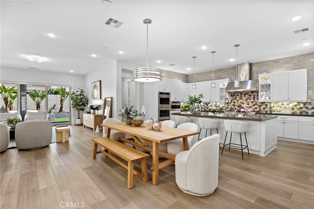 53 Lunar Irvine, CA 92618 - Photo 6 of 66