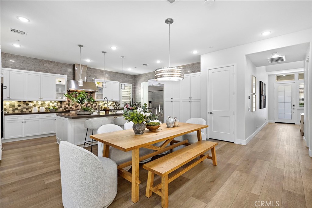 53 Lunar Irvine, CA 92618 - Photo 7 of 66