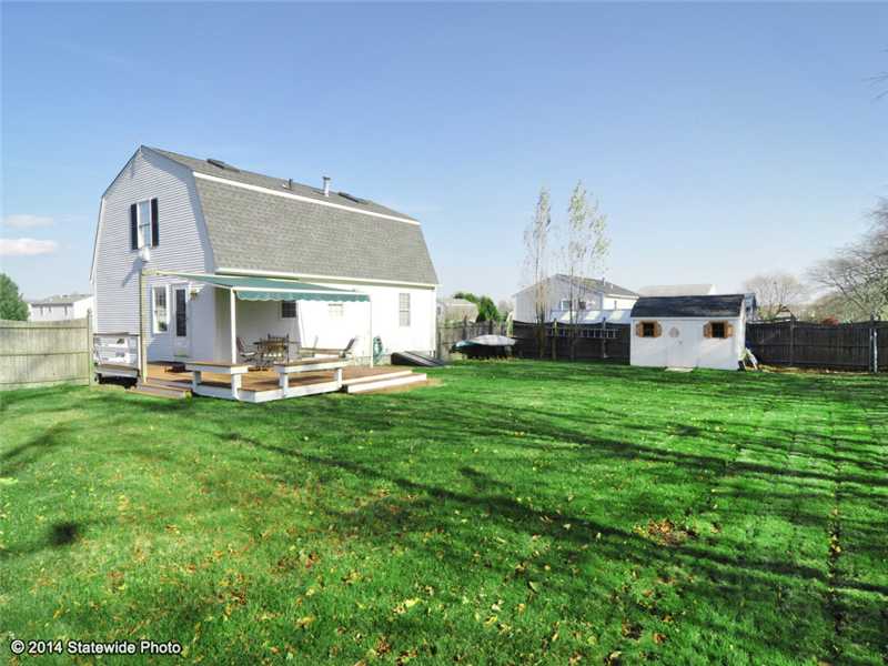 160 West View Road Middletown, RI 02842 - Photo 12 of 25 Exterior Back.