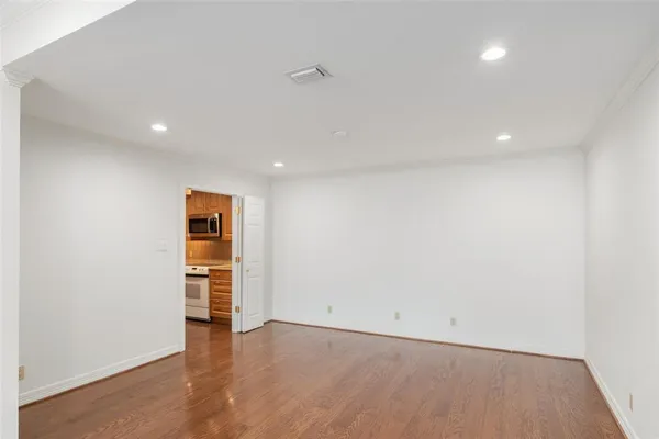 $3,875 | 6335 West Northwest Highway, Unit 614, Dallas, TX 75225