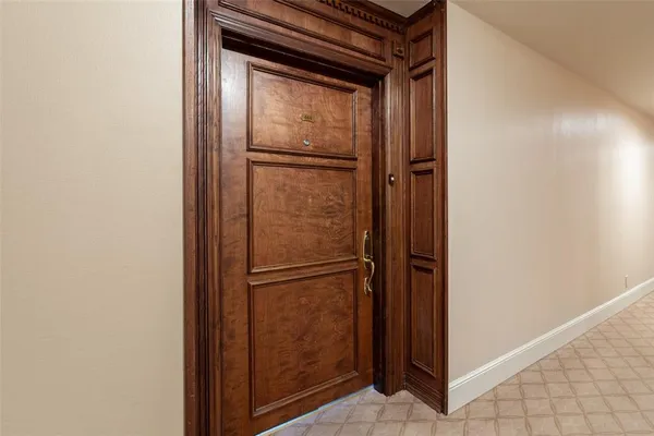$3,875 | 6335 West Northwest Highway, Unit 614, Dallas, TX 75225