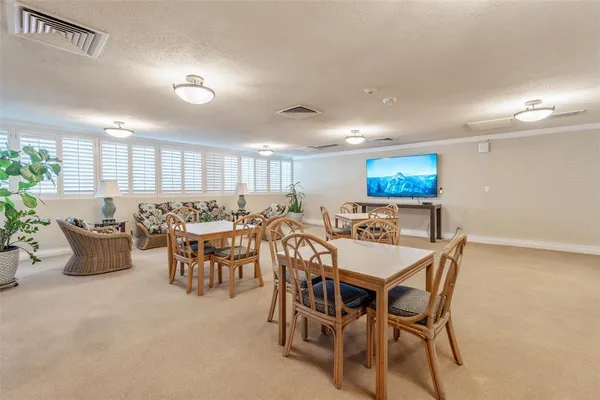 $3,875 | 6335 West Northwest Highway, Unit 614, Dallas, TX 75225