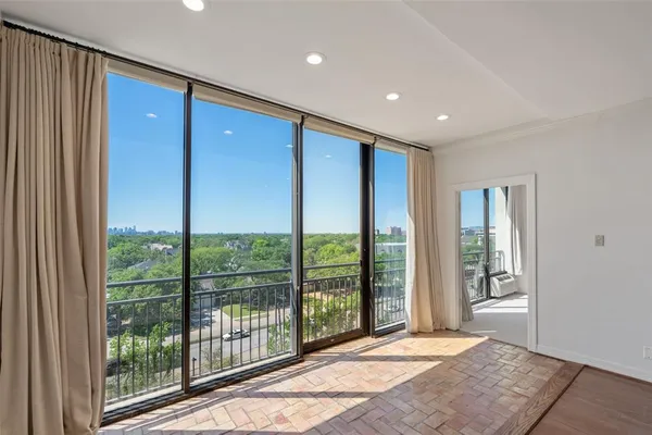 $3,875 | 6335 West Northwest Highway, Unit 614, Dallas, TX 75225