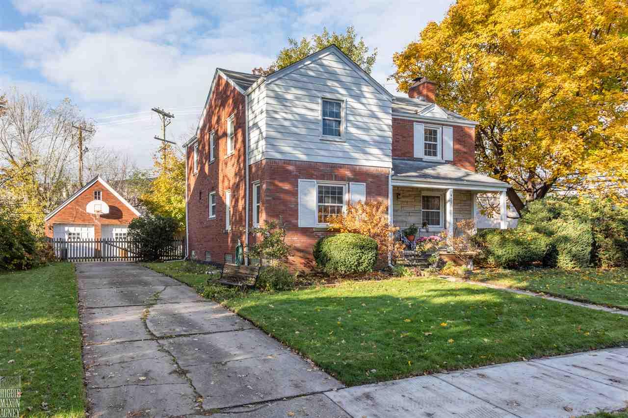 473 Moran Road Grosse Pointe, MI 48236 - Photo 17 of 17 31364660-16.JPG