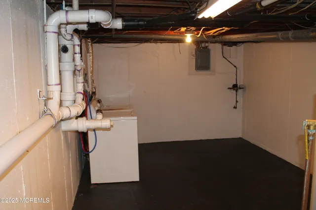 $525,000 | 11 Lammers Street, Hazlet, NJ 07730