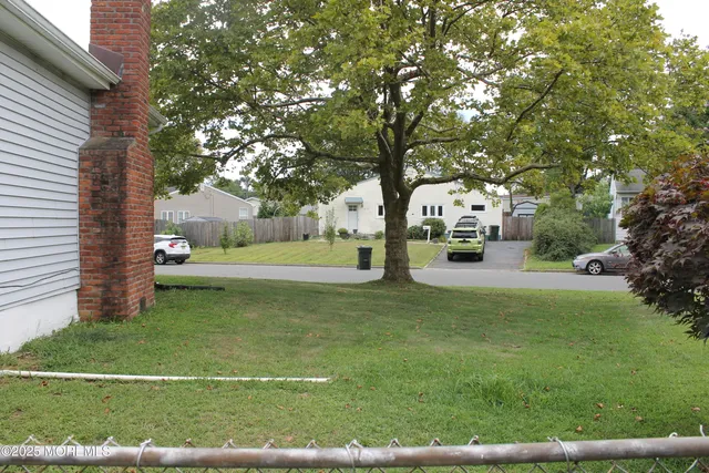 $525,000 | 11 Lammers Street, Hazlet, NJ 07730