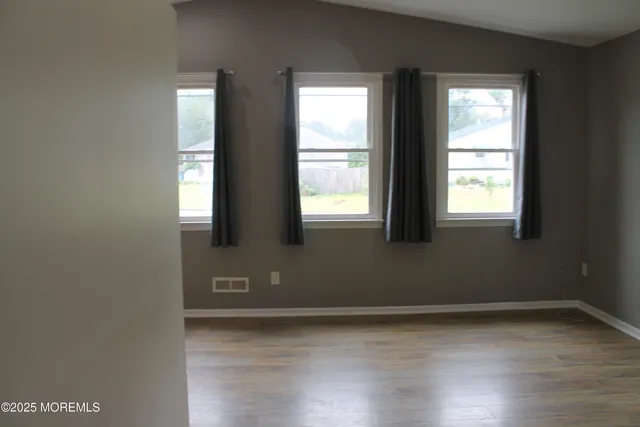 $525,000 | 11 Lammers Street, Hazlet, NJ 07730