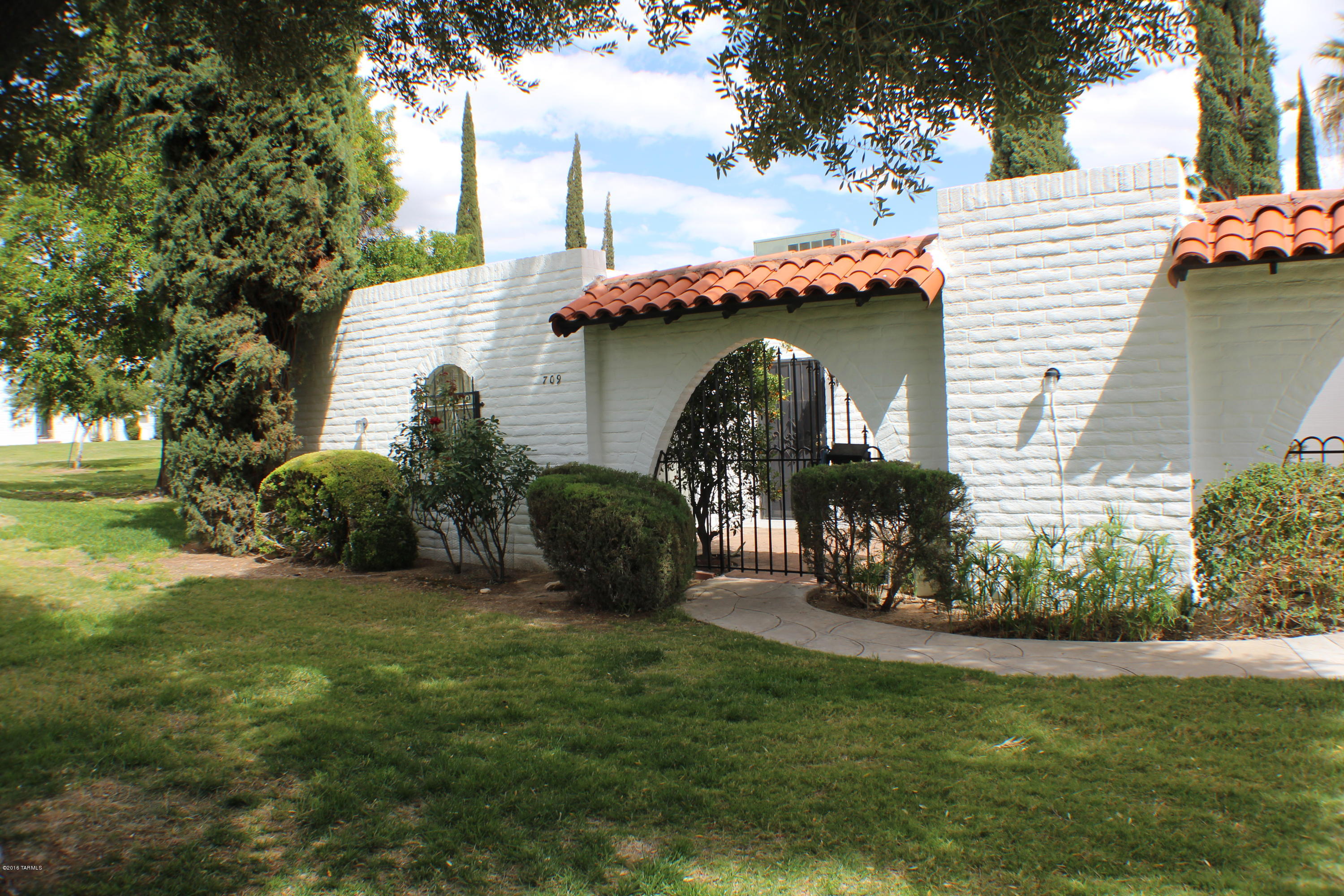 709 West Las Lomitas Road, Unit 108 Tucson, AZ 85704 - Photo 1 of 33