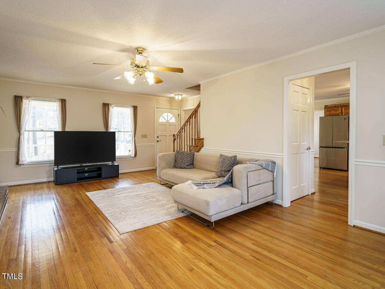 409 Laws Road Sanford, NC 27332 - Photo 7 of 32 007-1280x960-living-room