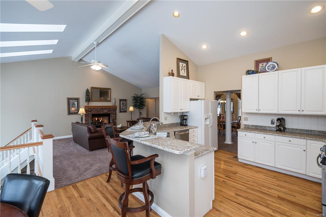 1505 Dietrich Ridge Drive Ballwin, MO 63021 - Photo 14 of 49 Gallery Image 14