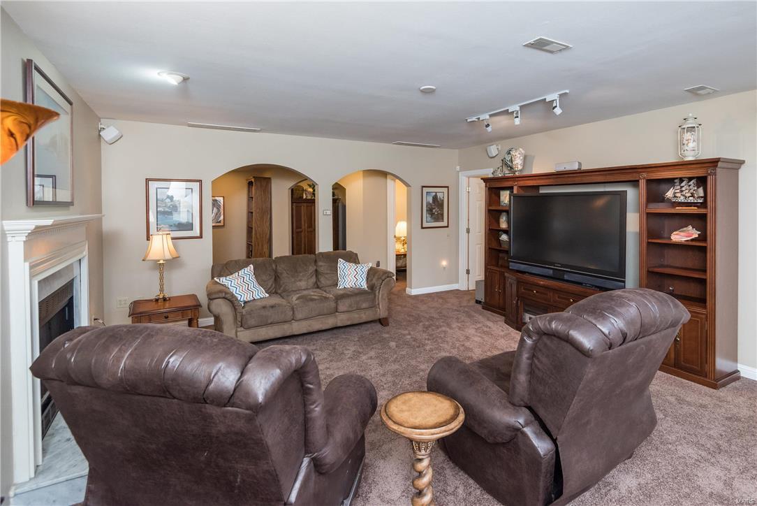 1505 Dietrich Ridge Drive Ballwin, MO 63021 - Photo 31 of 49 Gallery Image 31