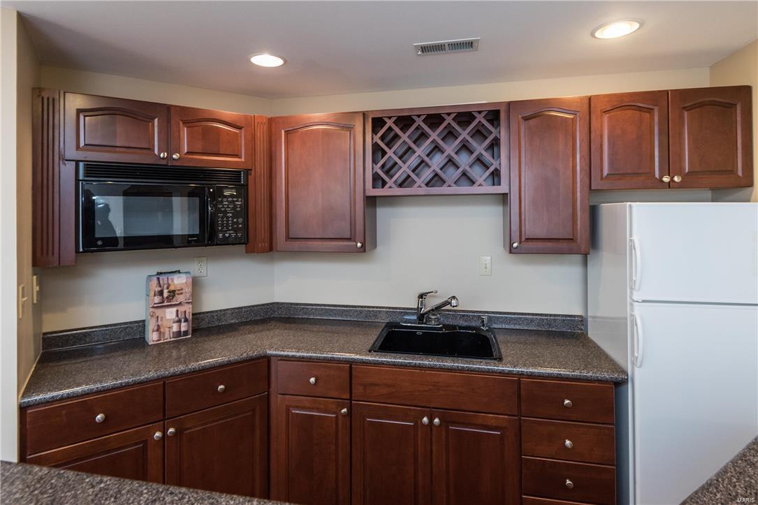 1505 Dietrich Ridge Drive Ballwin, MO 63021 - Photo 33 of 49 Gallery Image 33
